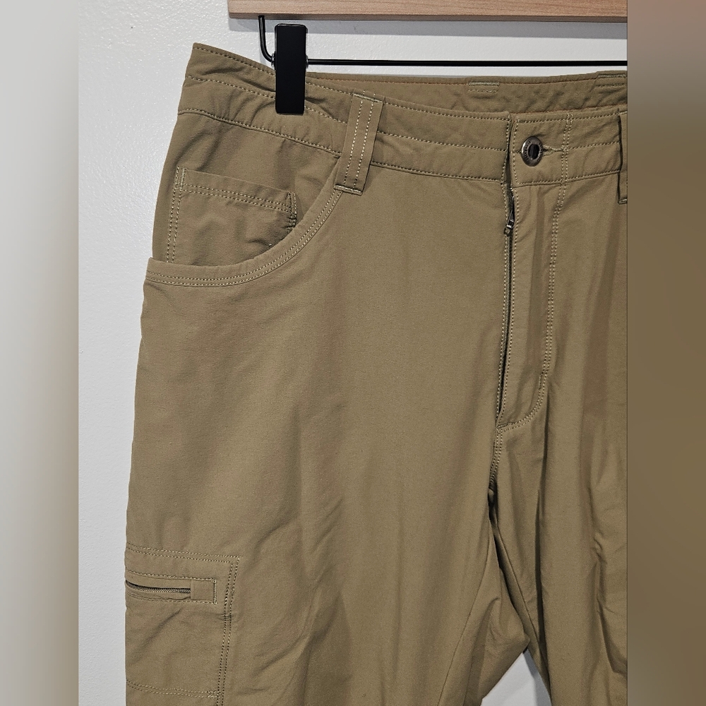 Patagonia Men’s Hiking Pants Khaki Color Lightweight Nylon Spandex Mens 32/32 - Picture 3 of 13